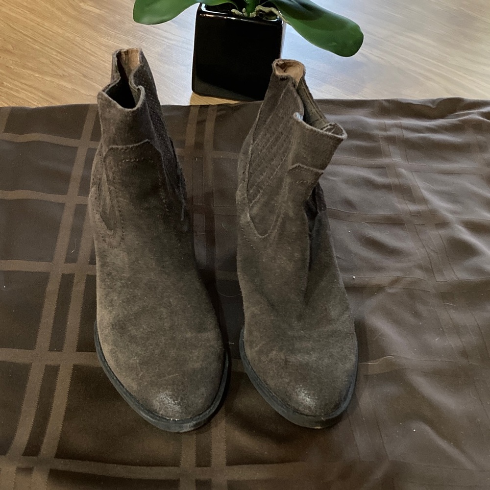Dolce Vita Dark green Ankle Booties